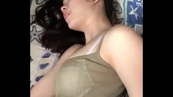 Địt em nằm phê quá yêu đi nà