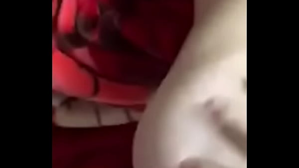 Địt được em gái một con hàng cực khít địt cực sướng