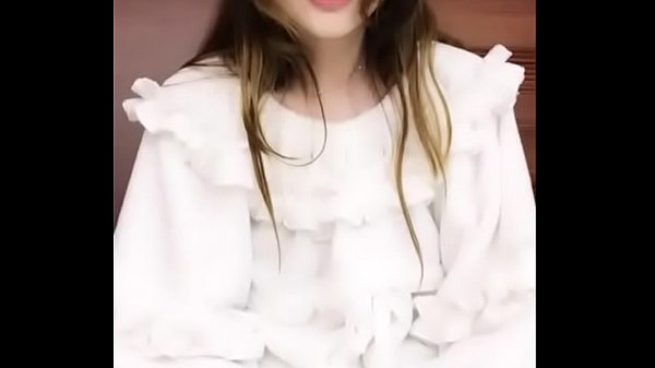 Em sinh viên trẻ bị trai dụ chat sex