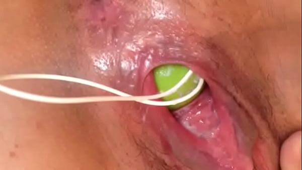 Gái dâm và thói quen dùng đồ chơi tình dục