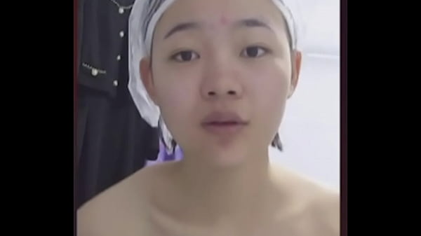 Gái mới lớn khoe ngực mới nhú cực ngon