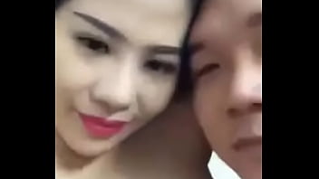 Gái xinh VN live địt nhau với bạn trai tại phòng trọ